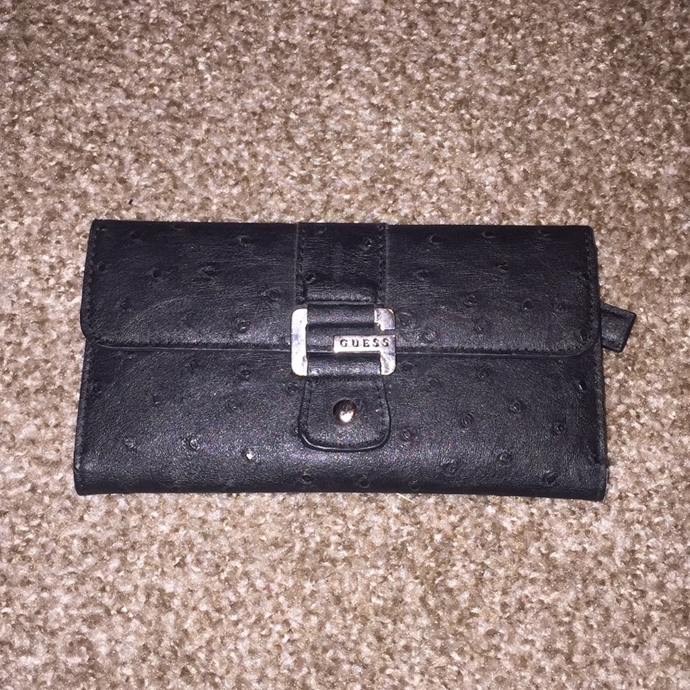 Guess wallet